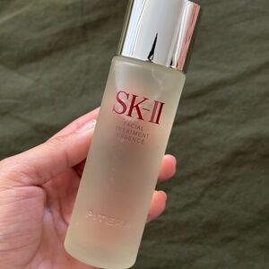 Facial Treatment Essence Toner - Silver Cap